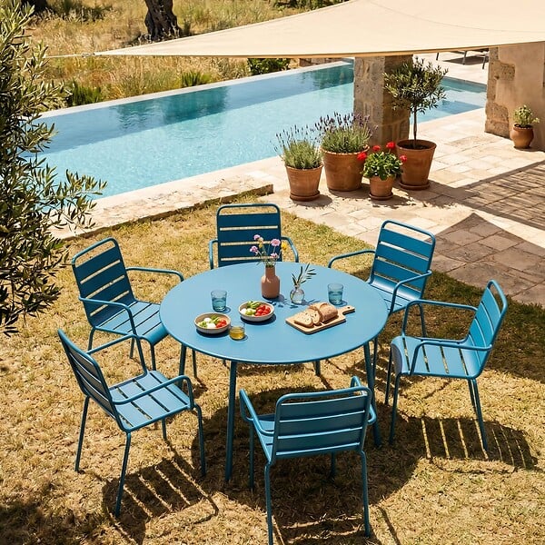 OVIALA - Ensemble table de jardin ronde et 6 fauteuils acier bleu pacific - Palavas - large