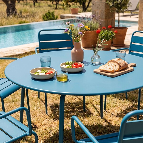 OVIALA - Ensemble table de jardin ronde et 6 fauteuils acier bleu pacific - Palavas - large