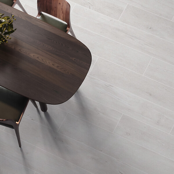 RO'MA NATURE - Carrelage effet Parquet Bois Gris Perle 121x19,5x0,9 cm In&Out Lunerol - Sol et mur intérieur et Sol extérieur (vendu par carton de 0,94 m²) - large