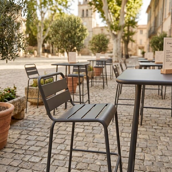 OVIALA - Ensemble table de bar et 2 chaises hautes en métal gris - Palavas - large