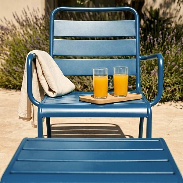 OVIALA - Fauteuil relax et repose pied en métal bleu pacific - Palavas - large