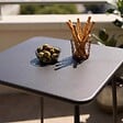 OVIALA - Table de bar carrée en acier gris anthracite - Palavas - vignette