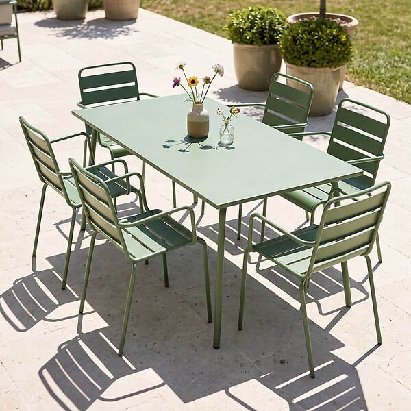 OVIALA - Ensemble table de jardin et 6 fauteuils en métal vert cactus - Palavas - large