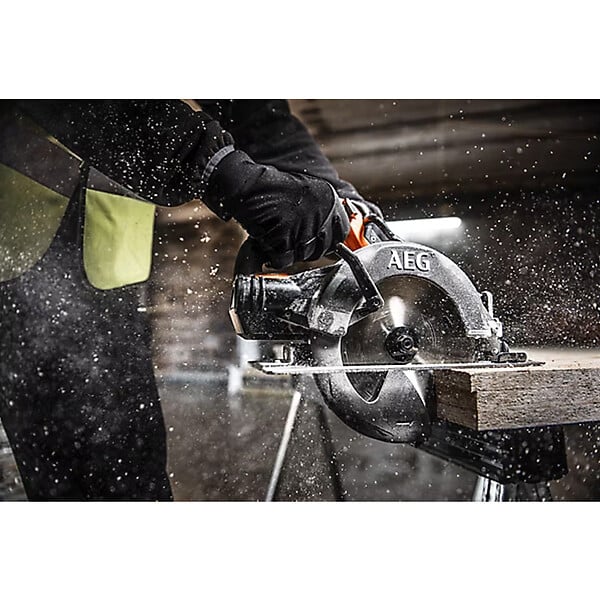 AEG - Scie circulaire AEG BKS18BL2-0 190mm 18V BRUSHLESS 5400tr/min (vendu sans batterie) - large