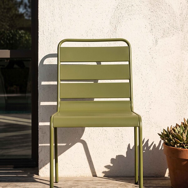 OVIALA - Chaise de jardin en métal vert kaki - Palavas - large