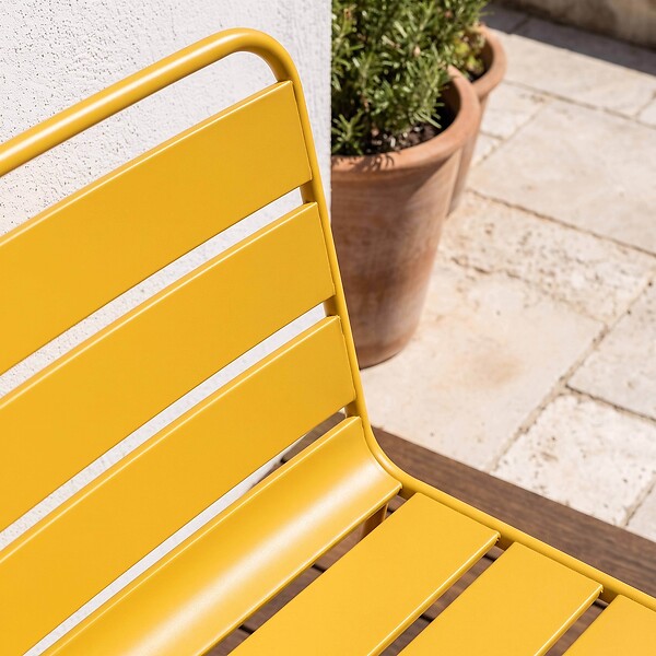 OVIALA - Chaise de jardin en métal jaune - Palavas - large