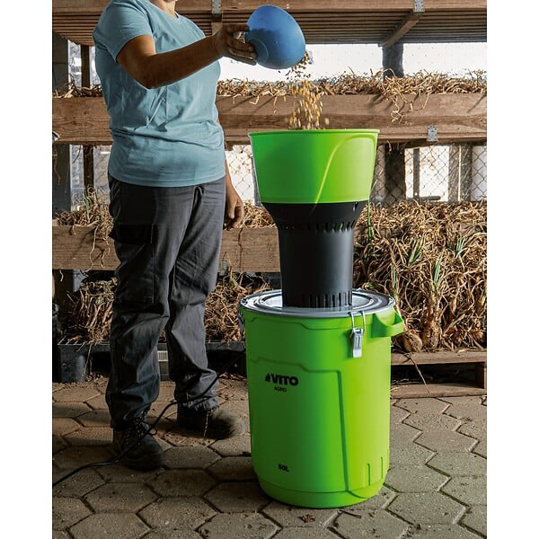 VITO - Moulin à Grains électrique 50L 1300W 5 tamis 2 à 8 mm Débit 400 kg/h - Broyeur Céréales Maïs Épices & Aliments pour Animaux VITO - large