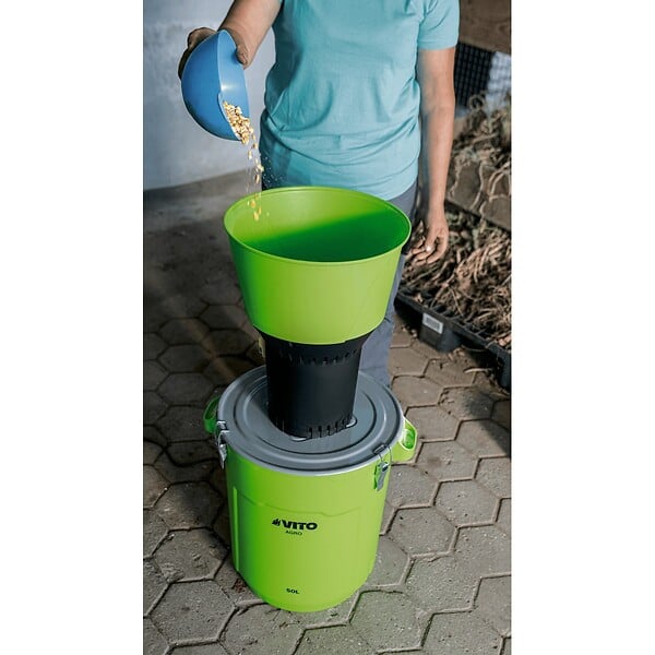 VITO - Moulin à Grains électrique 50L 1300W 5 tamis 2 à 8 mm Débit 400 kg/h - Broyeur Céréales Maïs Épices & Aliments pour Animaux VITO - large