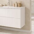 KIAMAMI VALENTINA - Meuble De Salle De Bain Suspendu 80Cm Blanc Avec Façade Cannelée Blanche | Magnolia - vignette
