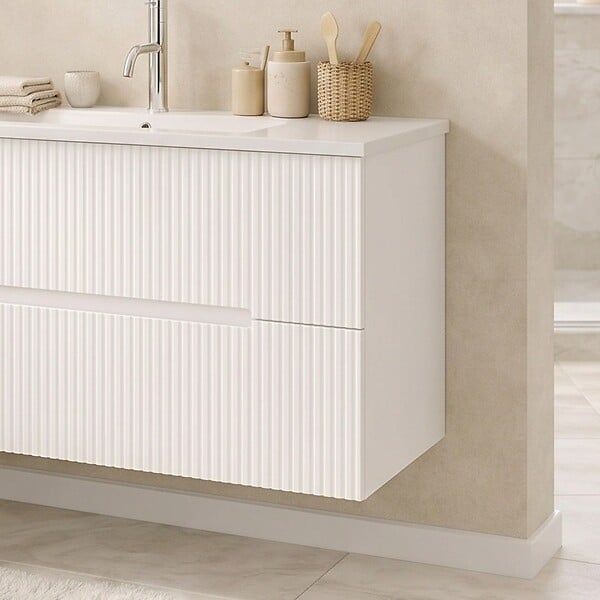 KIAMAMI VALENTINA - Meuble De Salle De Bain Suspendu 100Cm Blanc Avec Façade Cannelée Blanche | Magnolia - large