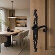 SECURY-T - Poignées de porte fer forgé COQ noir 330X36 mm Trou de clé L - vignette