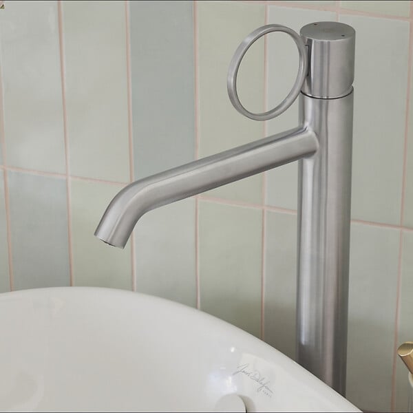 JACOB DELAFON - Mitigeur lavabo haut Vivienne chromé brossé avec bague chromée brossée - large