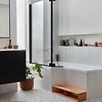 JACOB DELAFON - Pack baignoire bain douche 180 x 90 Neo version gauche + tablier en niche - vignette