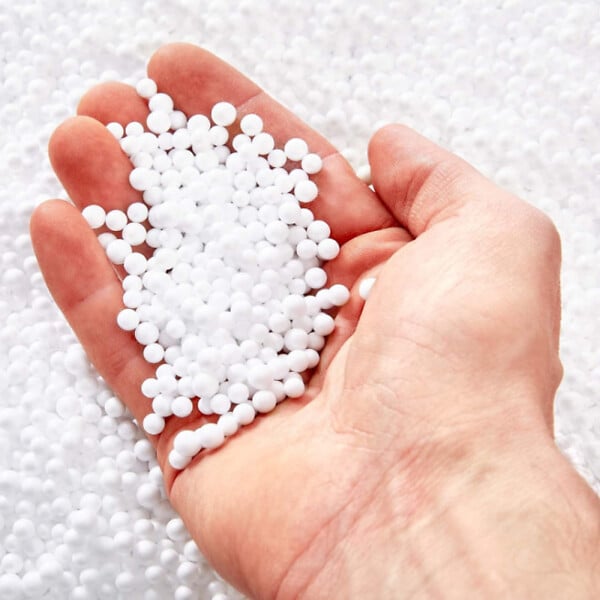 LIVEA - Billes de polystyrène 200 L anti-feu pour remplissage de pouf, fauteuil poire, coussin, peluche et mobilier (PERLEEPS200) - large