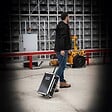 VITO - Mallette à Outils Valise et Trolley 137 Outils Servante sur roues Douilles, Cliquets, Clés, Tournevis, Pinces, Marteau VITO - vignette