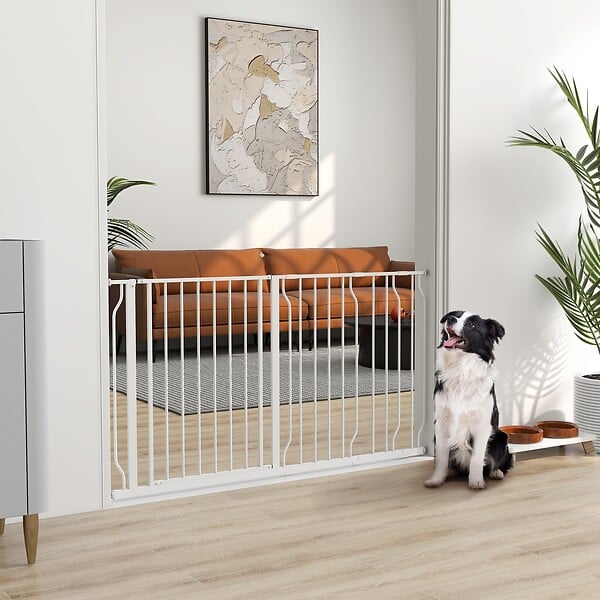 PAWHUT - Barrière de sécurité animaux - longueur réglable dim. 75-145 cm - porte double verrouillage, ouverture double sens -sans perçage - acier ABS blanc - large