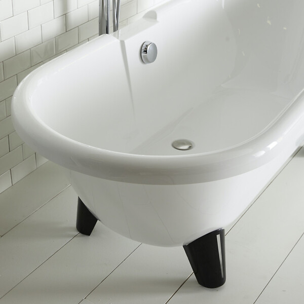 PLANETE BAIN - Baignoire îlot Charly blanche rétro + pieds conique noir - large