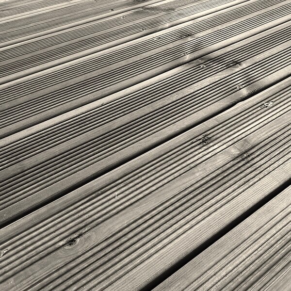 TERRASSEENBOIS - Planches de terrasse Pin autoclave Gris pour 40 m² • Longueur 4,2 m - large
