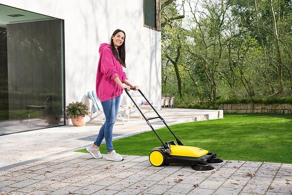 KARCHER - Balayeuse mécanique 2 brosses S4 TWIN - 20L - large