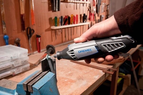 DREMEL - Meule à rectifier en carbure de silicium - large