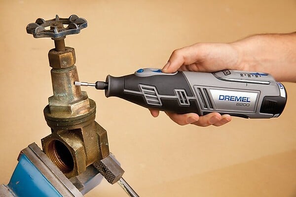 DREMEL - Lot de 3 brosses en acier - pour outils rotatifs - 3,2mm - large