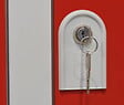 P.HENRY - Vestiaire 3 colonnes - 2 cases - Gris perle et rouge - vignette