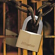 MASTER LOCK - Cadenas à clé laiton massif 50mm anse hexagonale d.9xh.30mm 4 clés - vignette