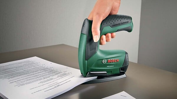 BOSCH - Agrafeuse sans fil PTK 3,6 Li - 3,6 V - Li-Ion 1,5 Ah - large