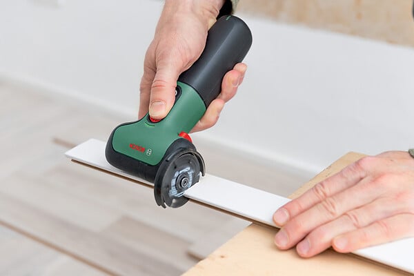 BOSCH - Mini meuleuse sans fil EasyCut&Grind - 7,2V - large