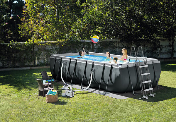 INTEX - Piscine tubulaire Ultra XTR - L.549xH.132xP.274cm - large