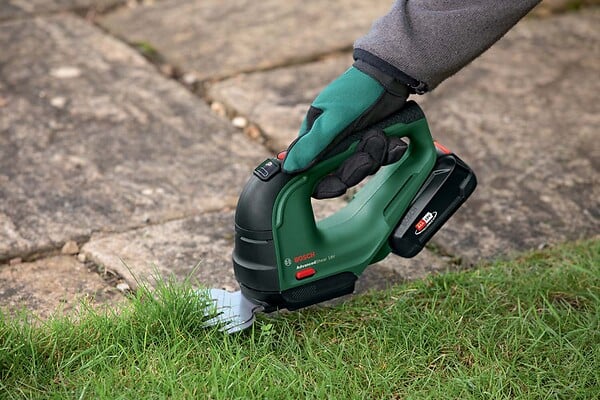 BOSCH - Taille-herbes AdvancedShear 18V - 1 batterie 2,5Ah - large