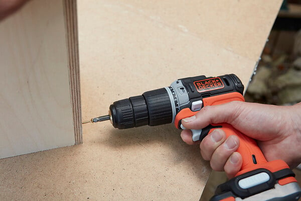 BLACK+DECKER - Perceuse à percussion sans fil 12V - 40 Nm - 1,5 Ah - large