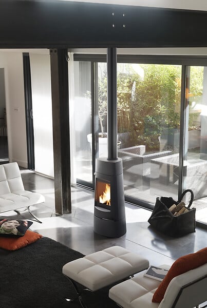 INVICTA - Poêle à bois fonte Aratos - 8kW - Foyer façade - large