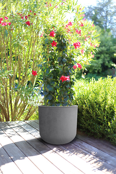 EDA - Pot rond Basalt - Gris béton - 32,5L - Diam.38,5xH.36,8cm - large