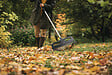 FISKARS - Balai feuilles-gazon Xact XXL 63 dents - vignette