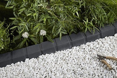 CHAMORIN - Bordure droite pave seine noire 50x11x7.5 - large